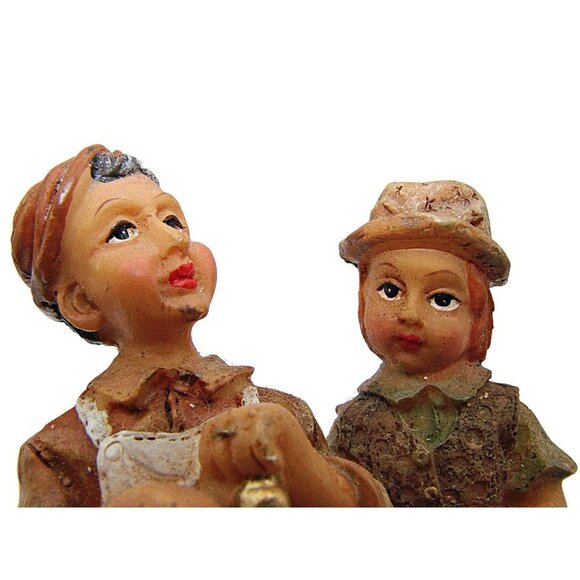 Vintage Resin Figurine Woman And Girl Arm In Arm Waiting For Ride K's Collection - Picture 8 of 10